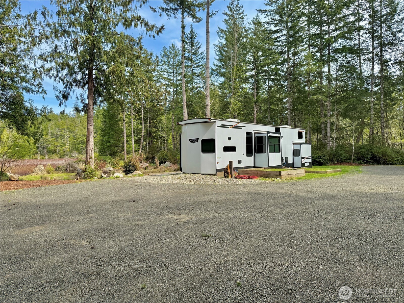 151 E Horine Way Property Photo 26