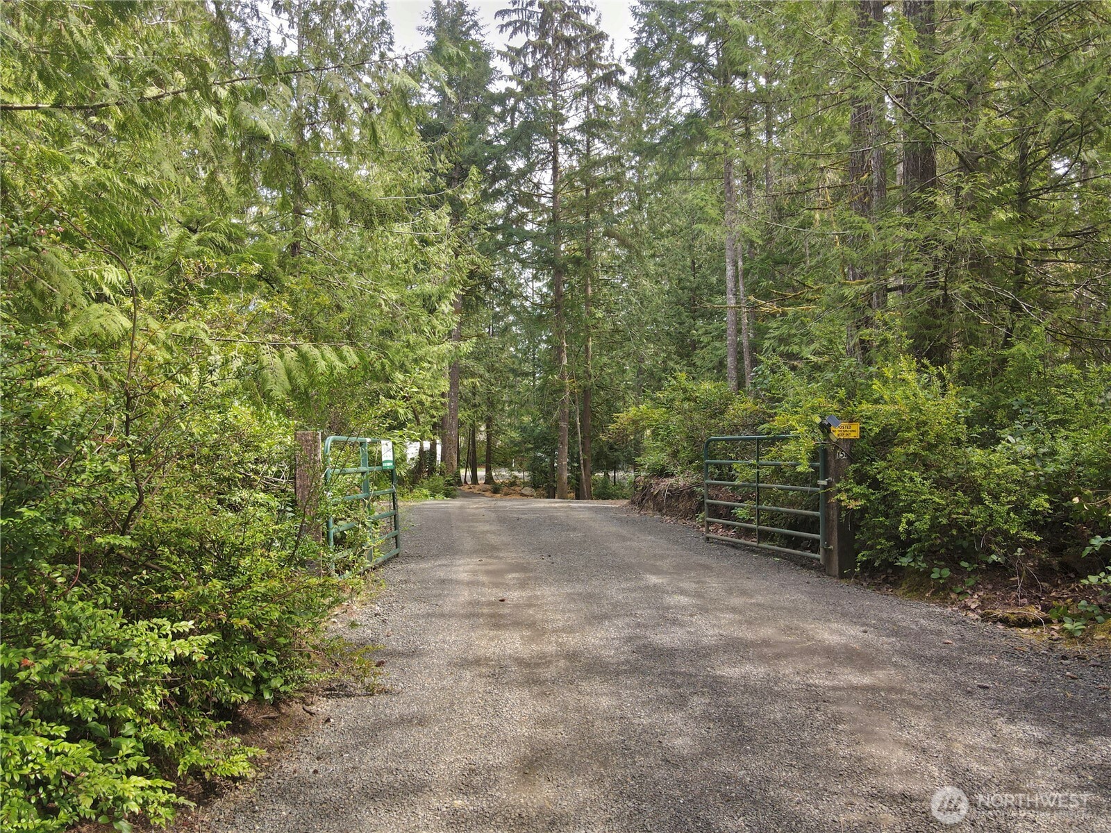 151 E Horine Way Property Photo 39