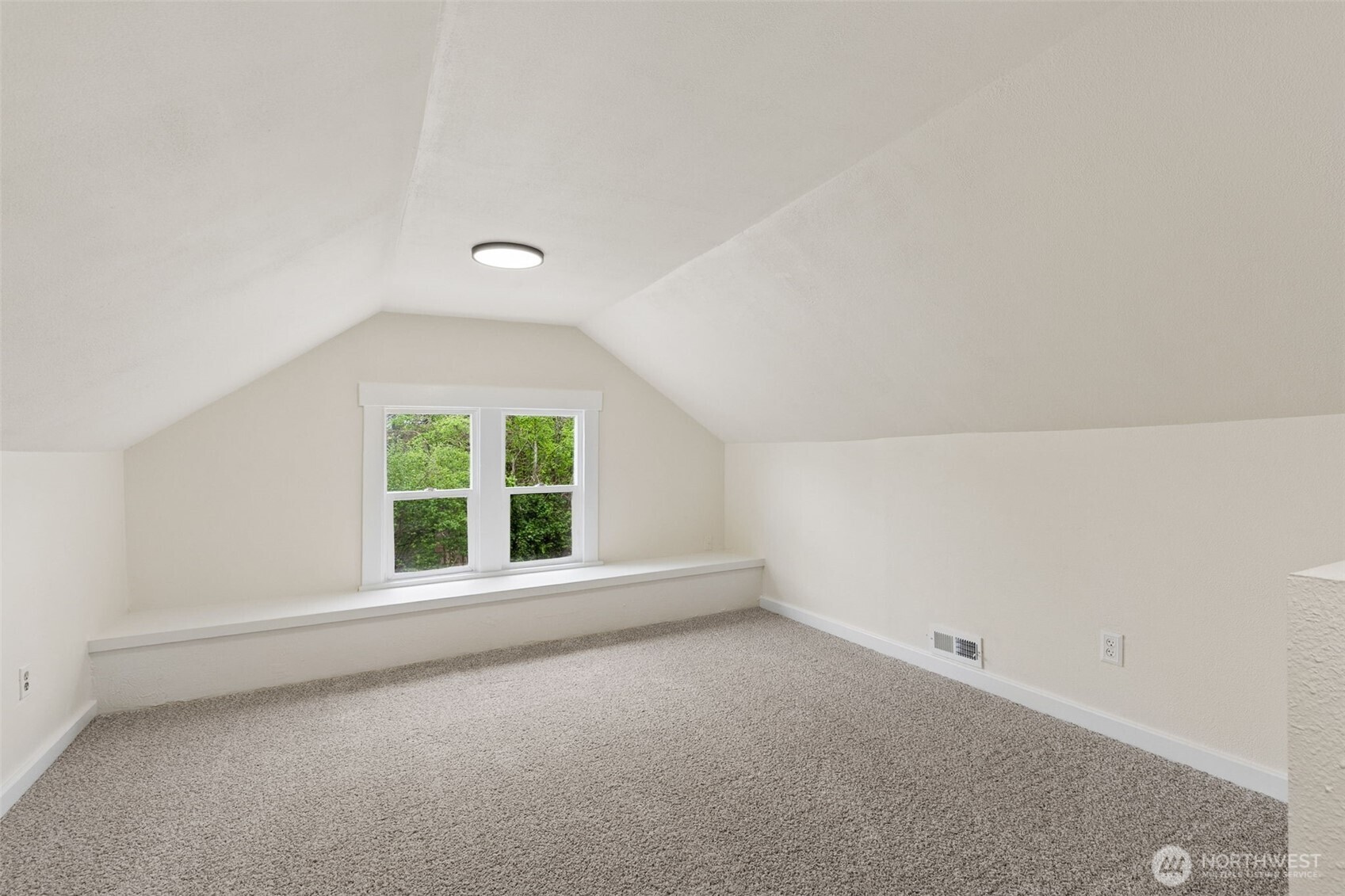 1008 Frederick Street Property Photo 25