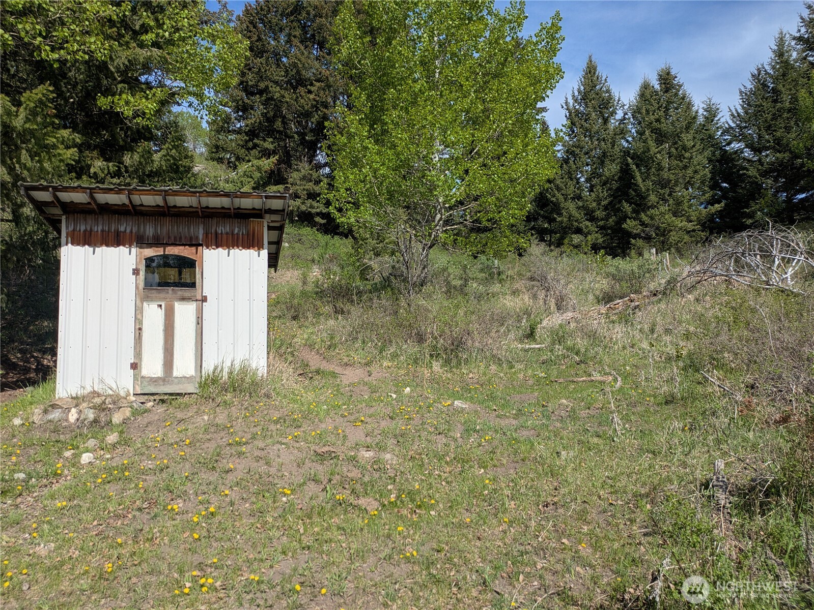 84 1/2 Pratt Road Property Photo 26