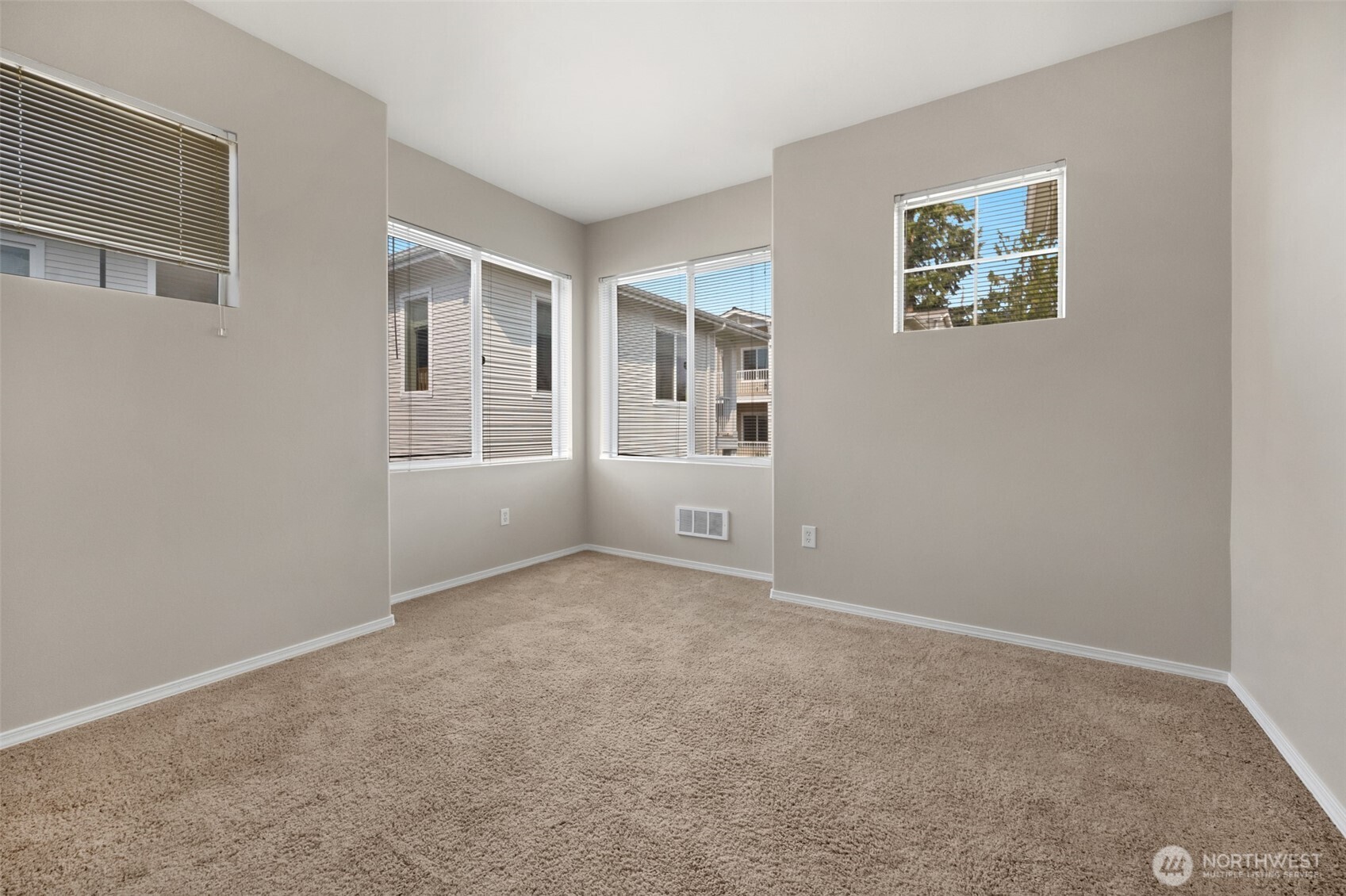 14915 38th Drive Gg3025 Property Photo 16