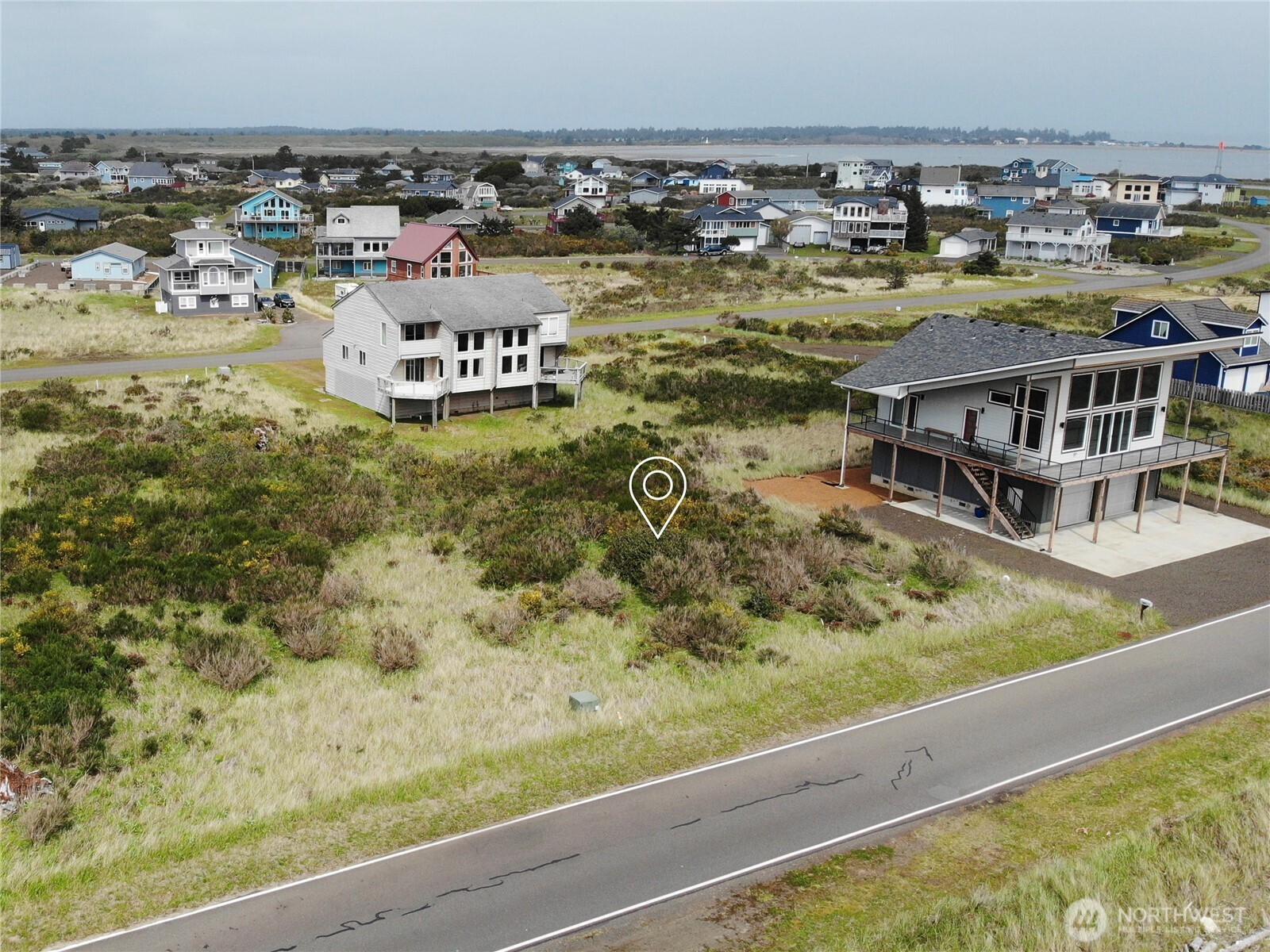 1493 E Ocean Shores Boulevard Property Photo 3