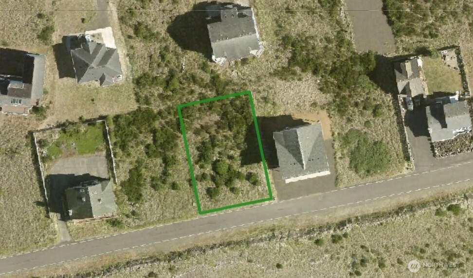 1493 E Ocean Shores Boulevard Property Photo 17