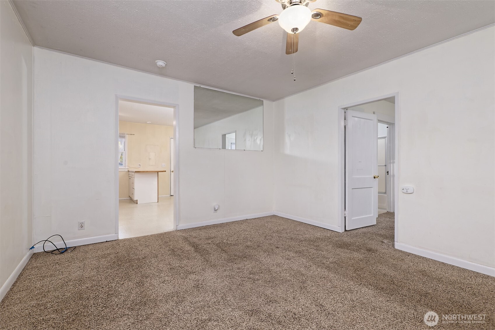 1514 Summit Drive Property Photo 3
