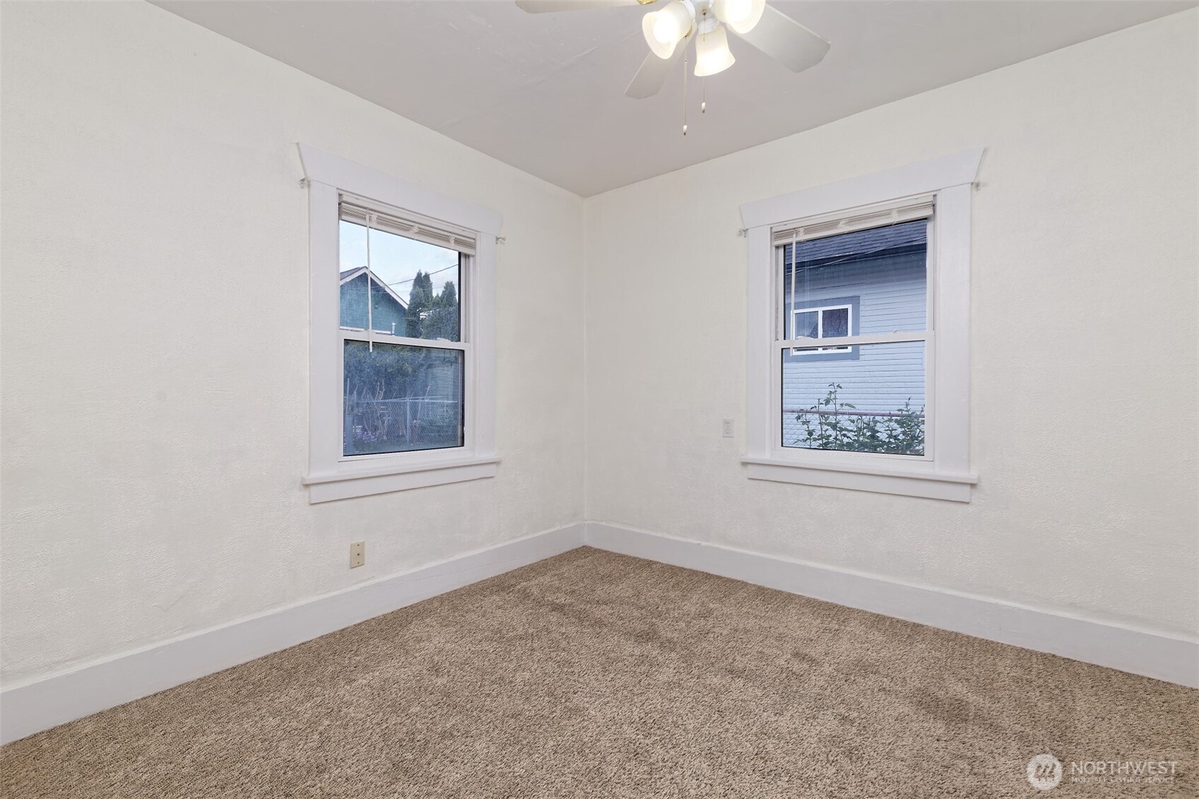 1514 Summit Drive Property Photo 8