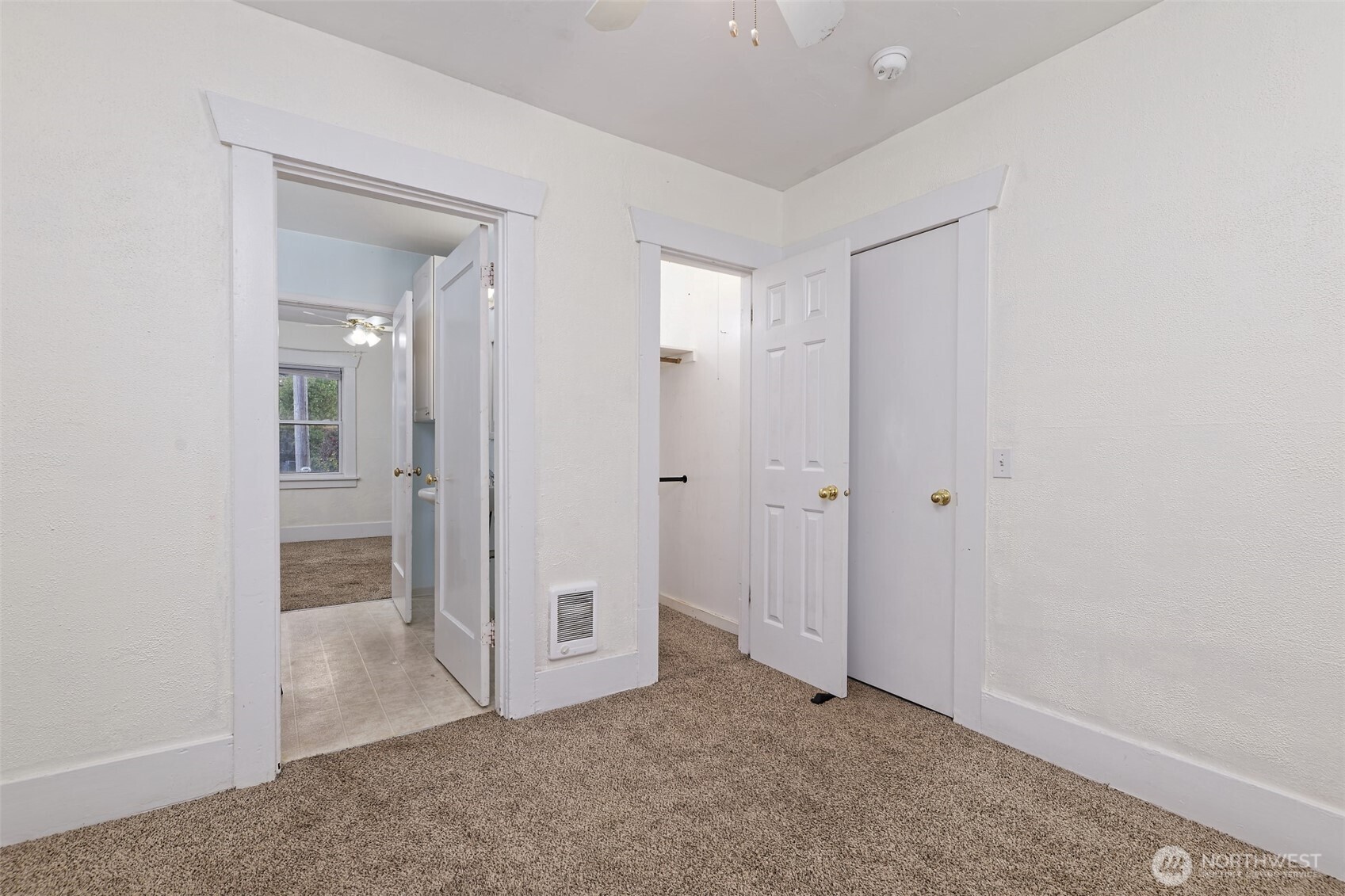 1514 Summit Drive Property Photo 9