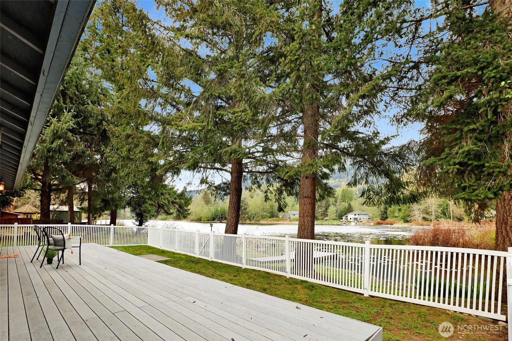 659 Cain Lake Road Property Photo 4