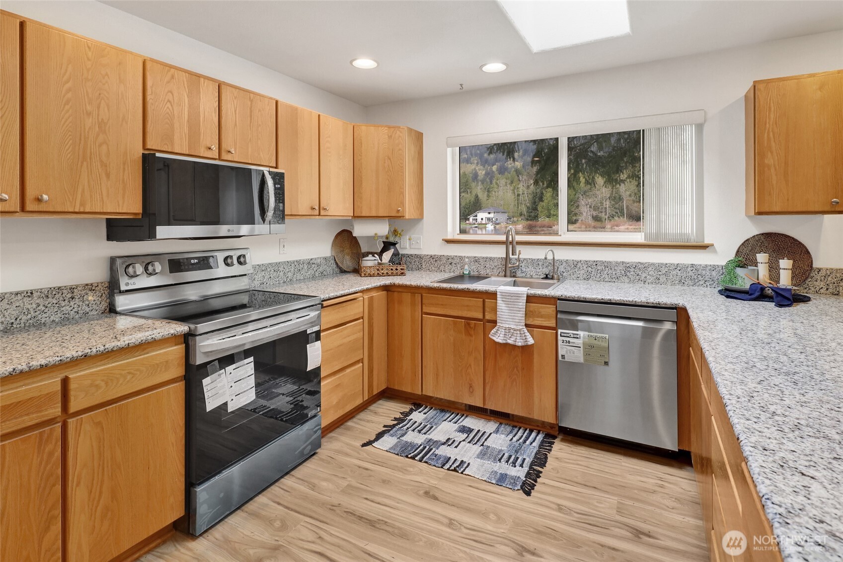 659 Cain Lake Road Property Photo 18