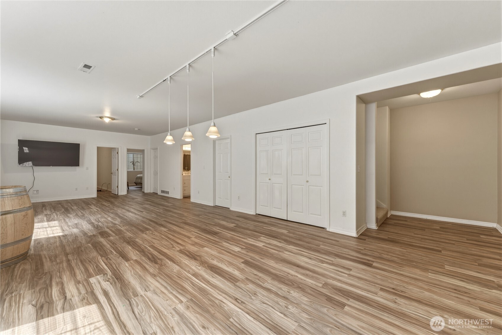 2040 Wallace Street Property Photo 27