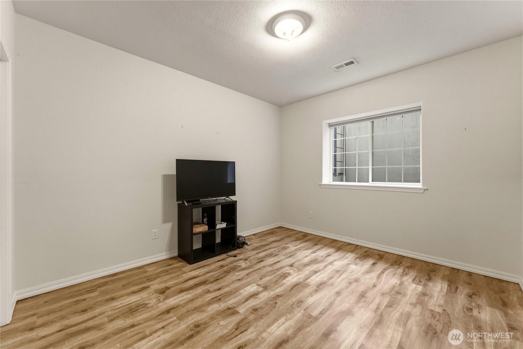 2040 Wallace Street Property Photo 33