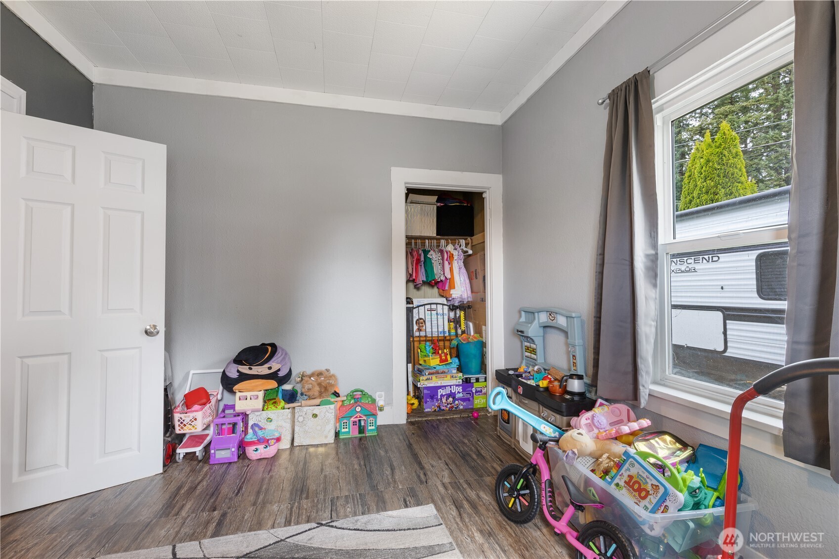 210 Rosewood Street Property Photo 20