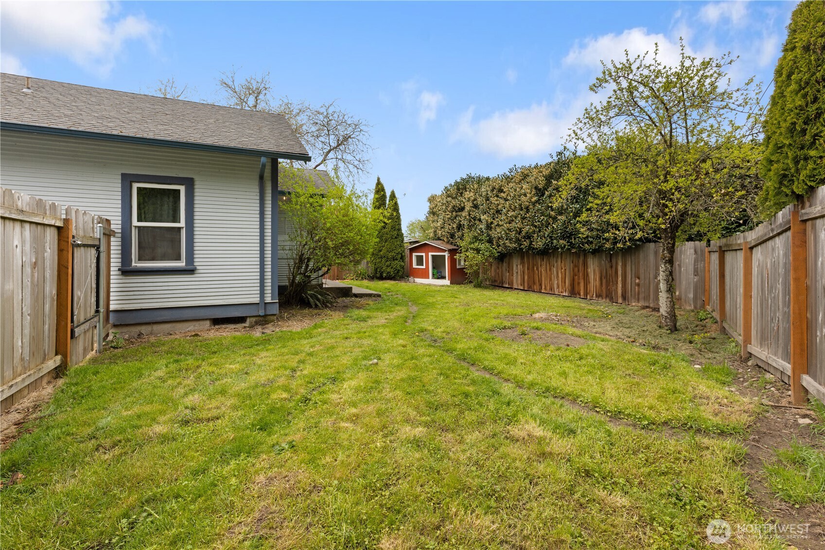 210 Rosewood Street Property Photo 22