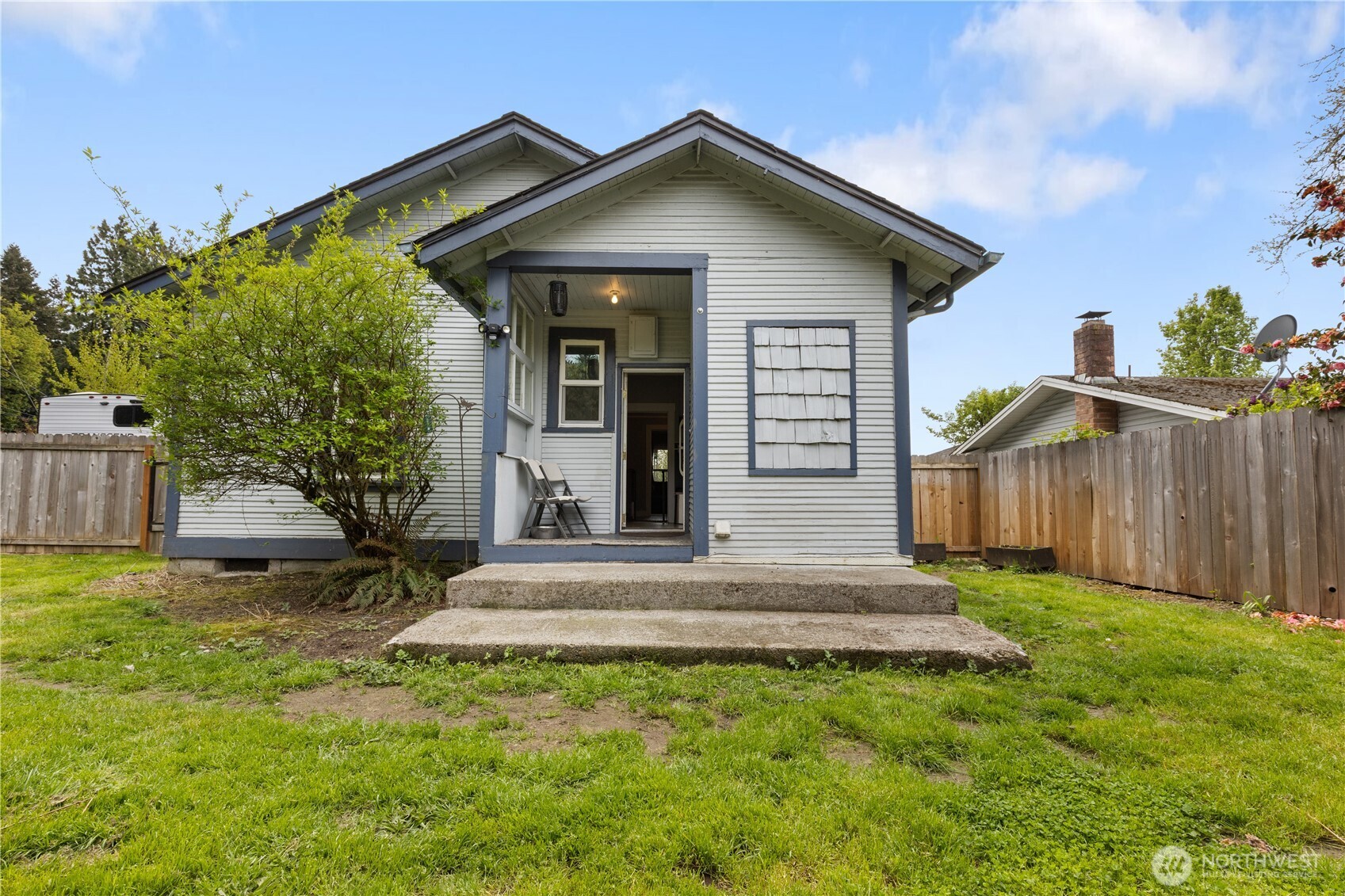 210 Rosewood Street Property Photo 23