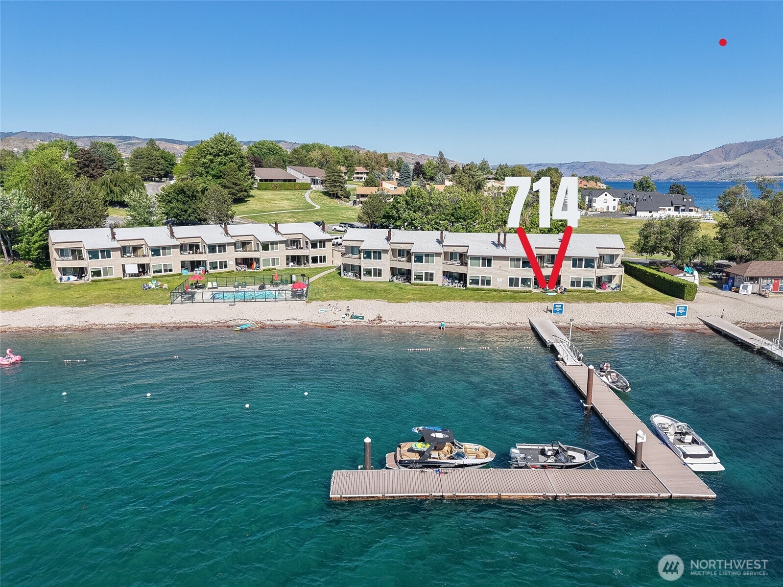 1 Lakeside 714-i Property Photo 4