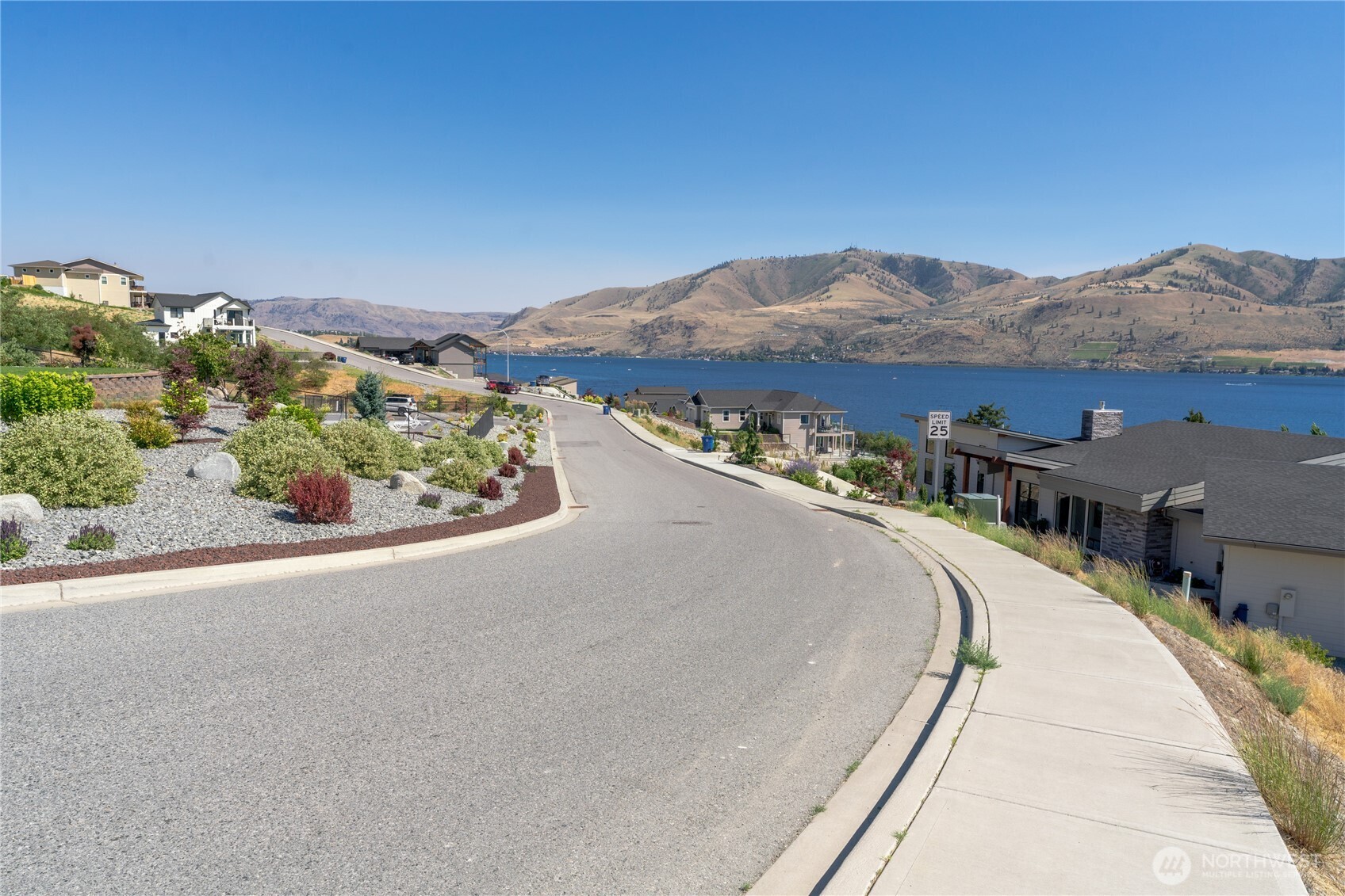 209 Apple Avenue Property Photo 19