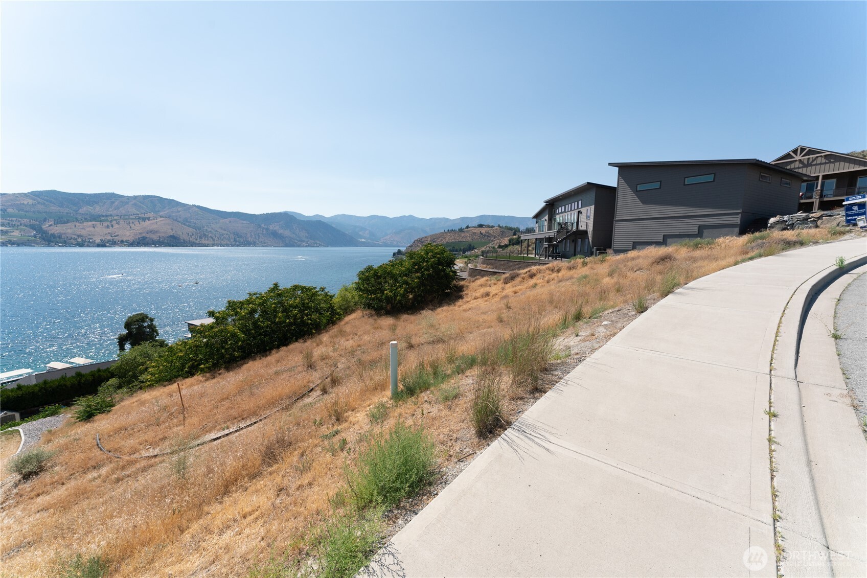 209 Apple Avenue Property Photo 22