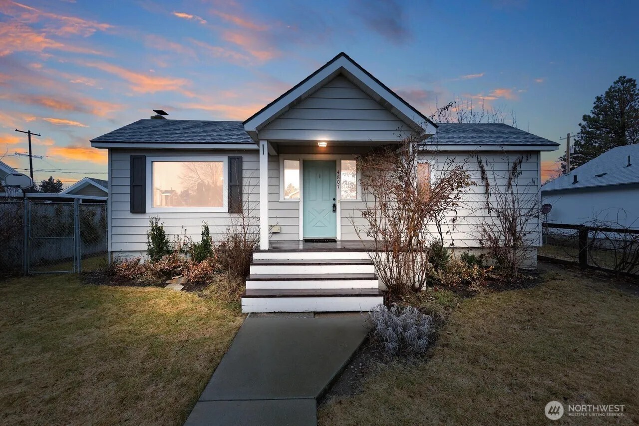 4807 N Howard Street Property Photo 2