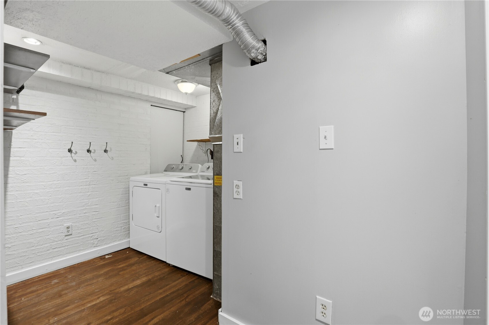 4807 N Howard Street Property Photo 20