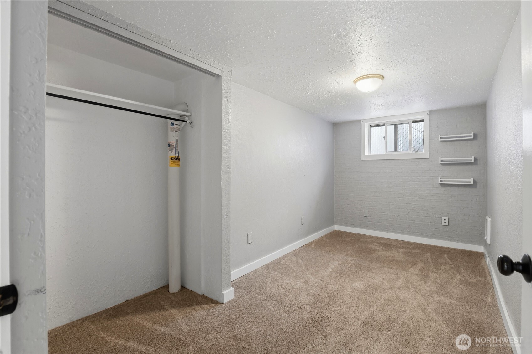 4807 N Howard Street Property Photo 24
