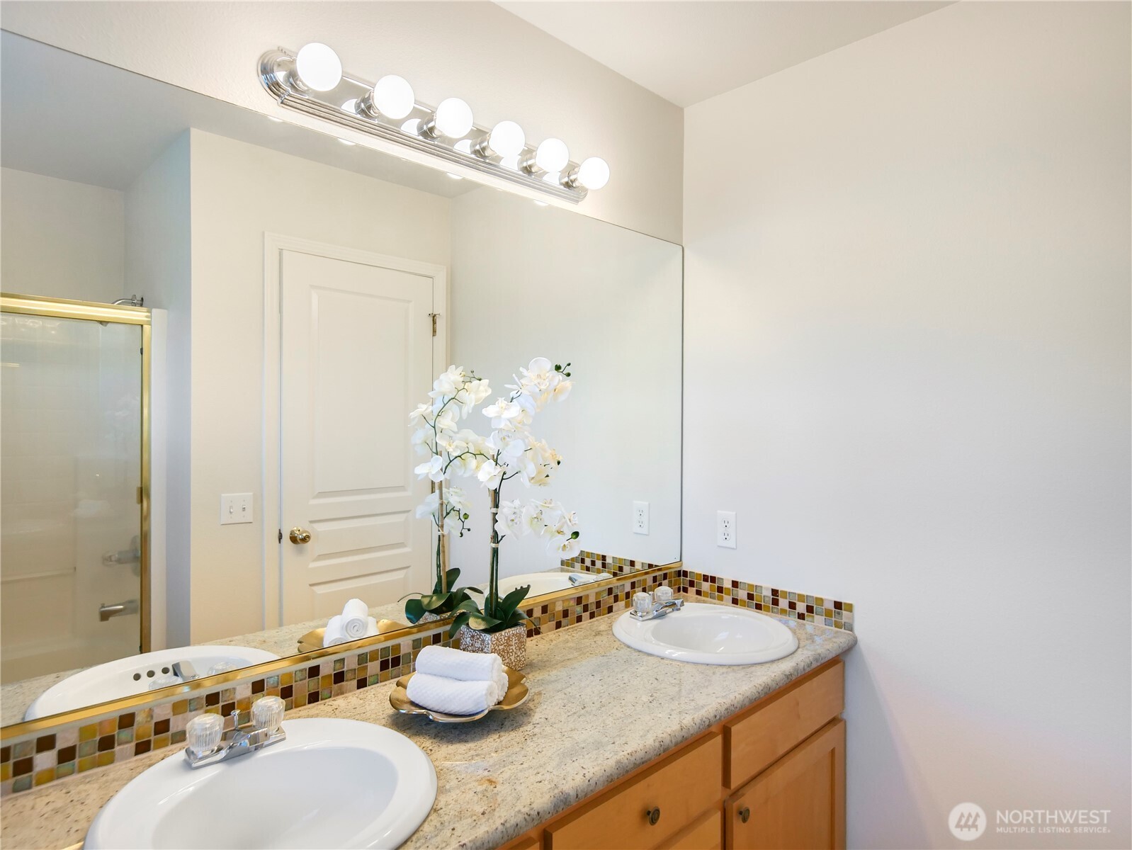 1818 Beacon Court Property Photo 28