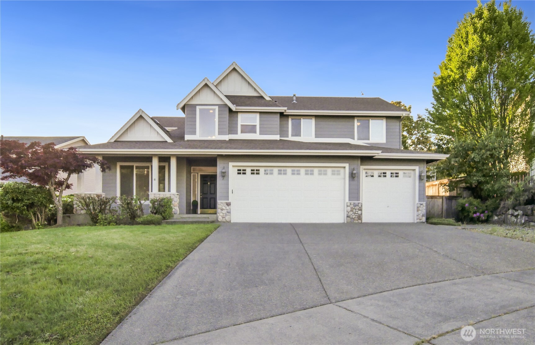 1818 Beacon Court Property Photo 32