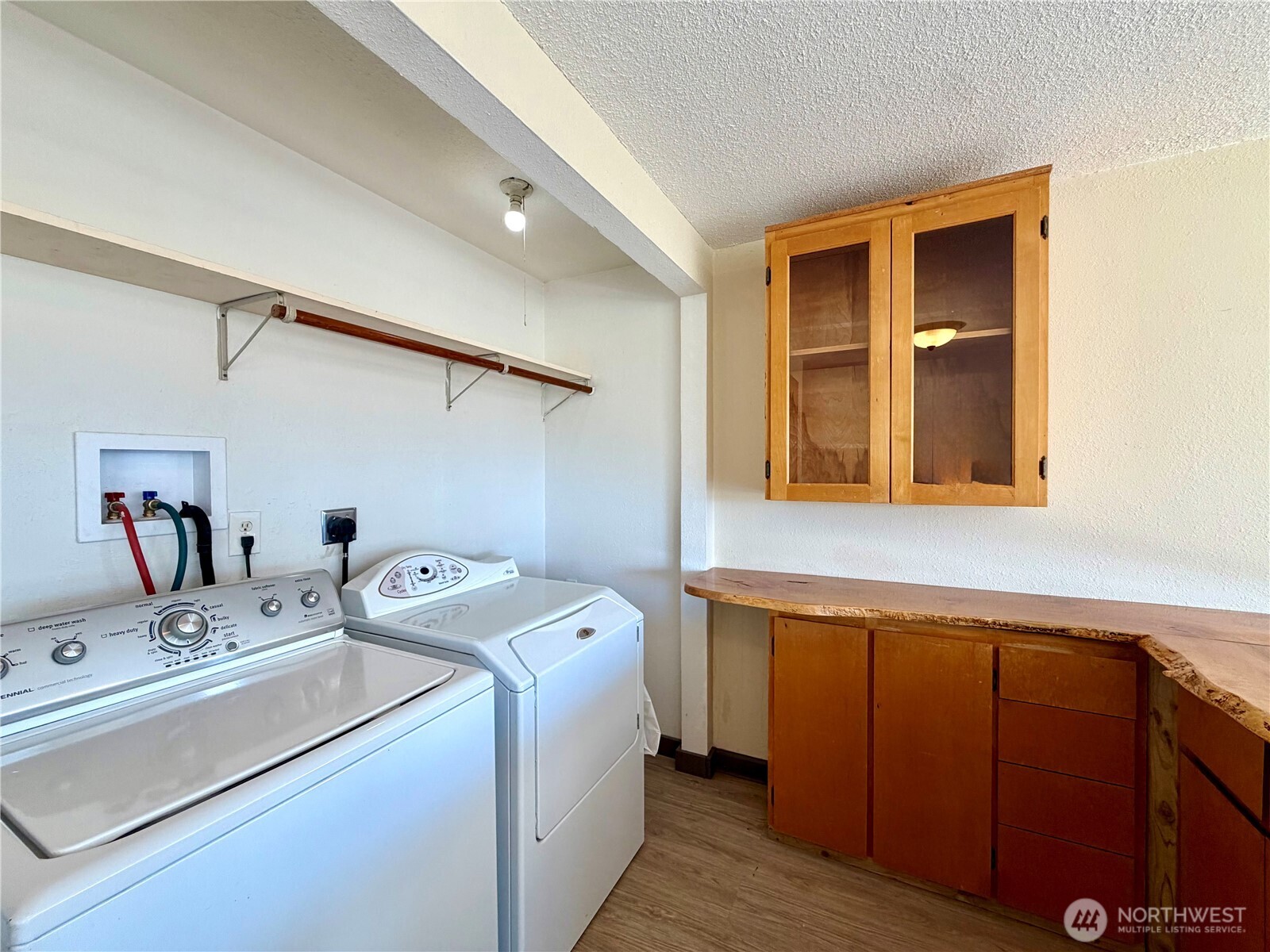 334 Sand Dune Avenue Property Photo 6
