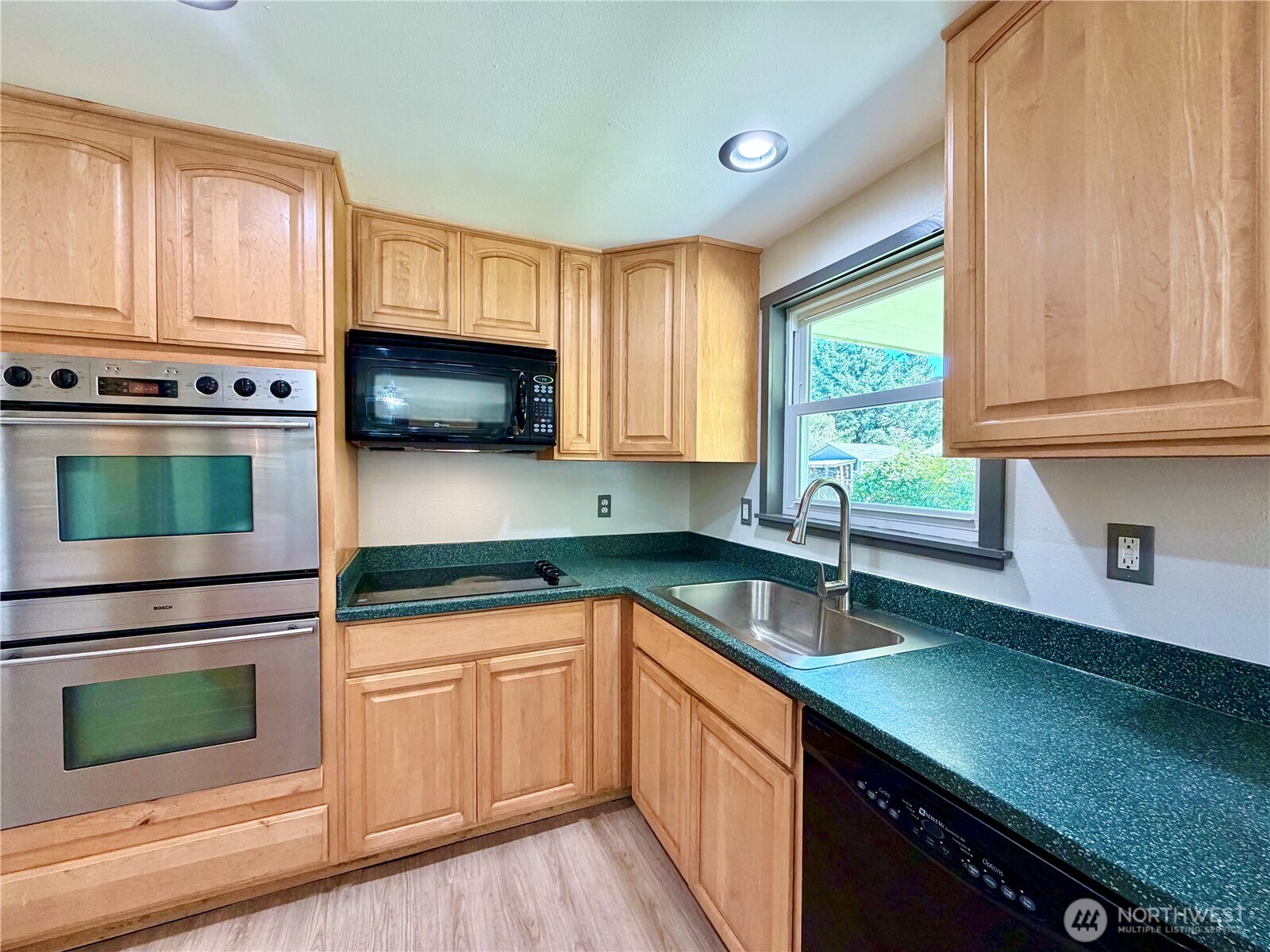 334 Sand Dune Avenue Property Photo 20