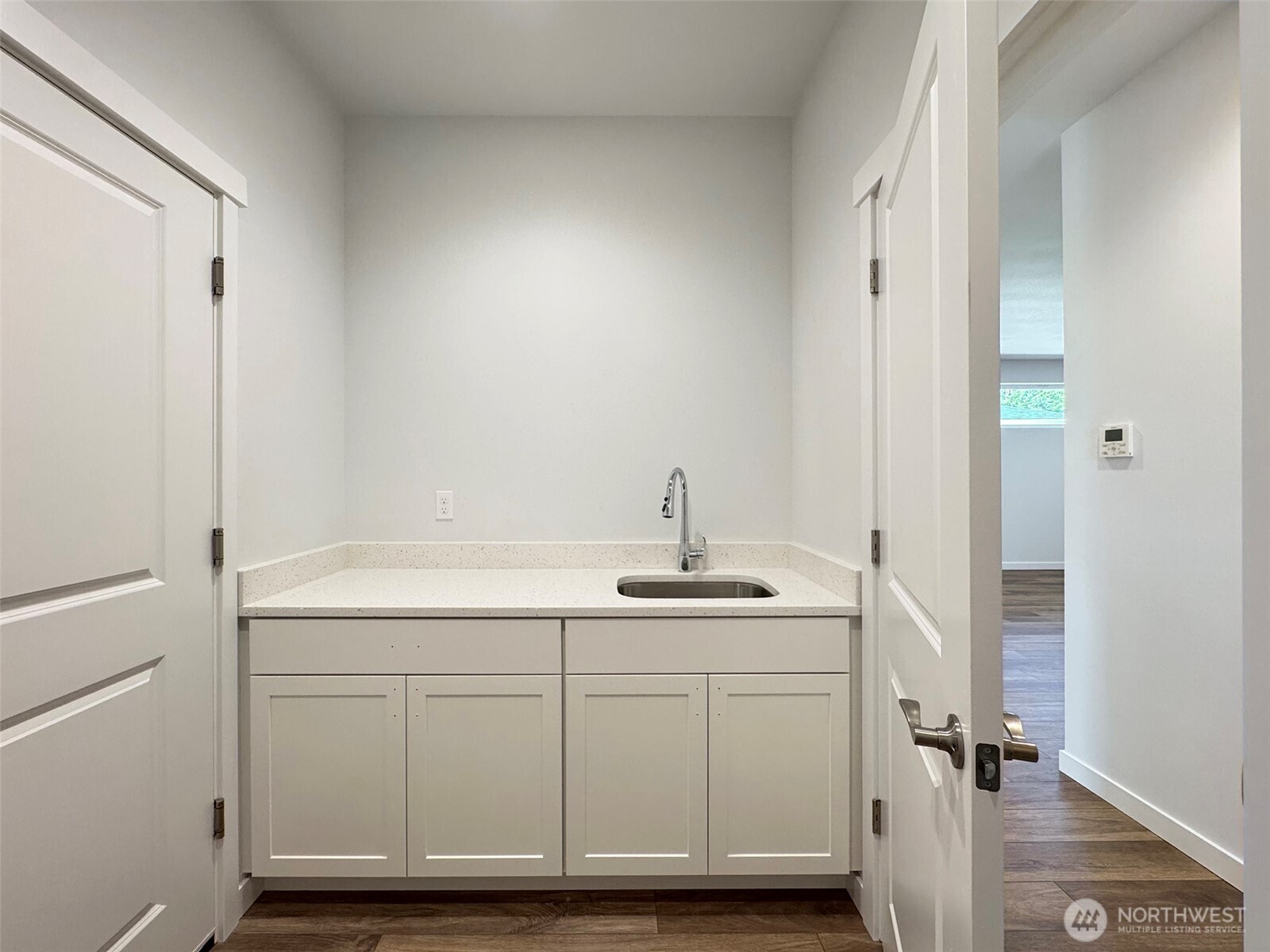 1413 Discovery Loop Property Photo 34