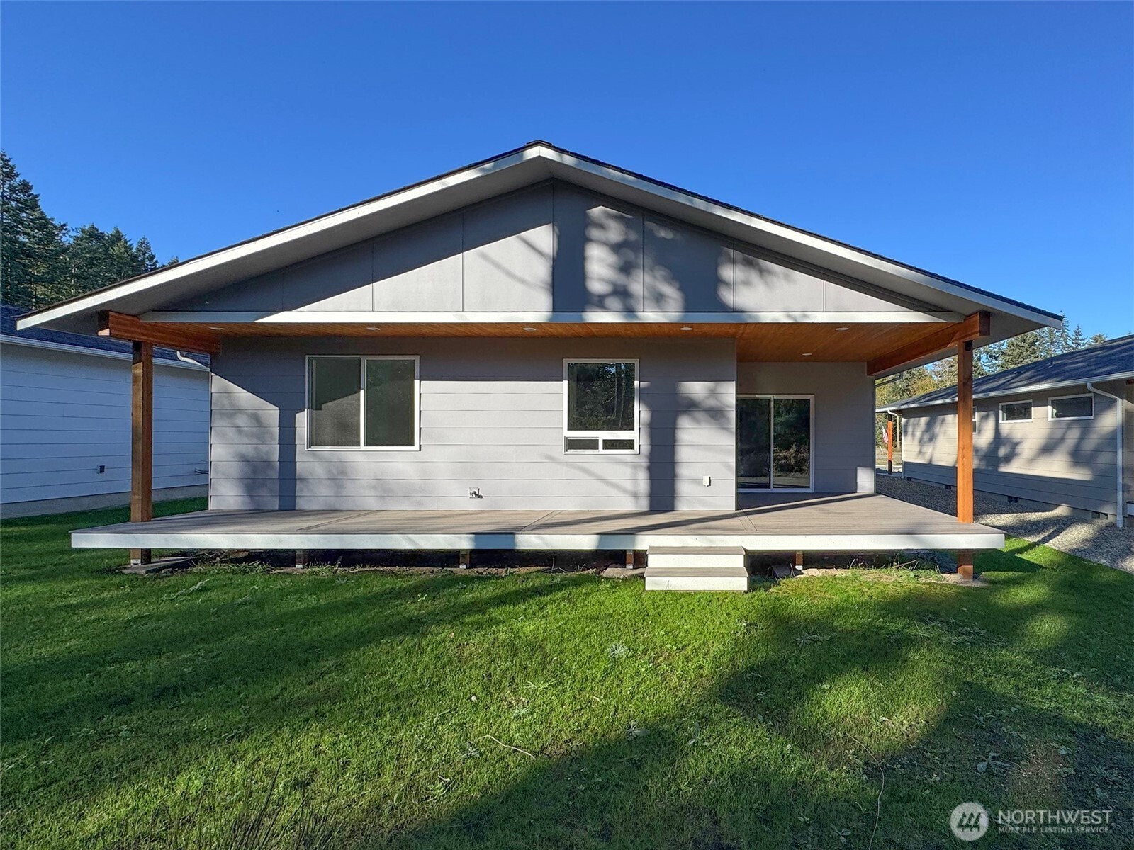 1413 Discovery Loop Property Photo 37