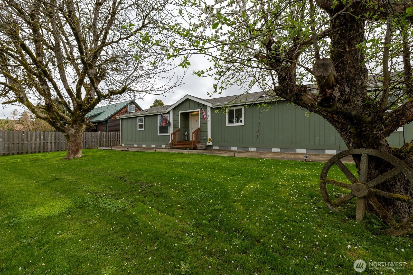 122 Doty Street Property Photo 1