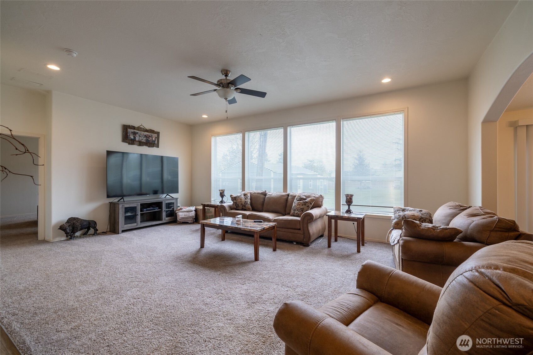 122 Doty Street Property Photo 8
