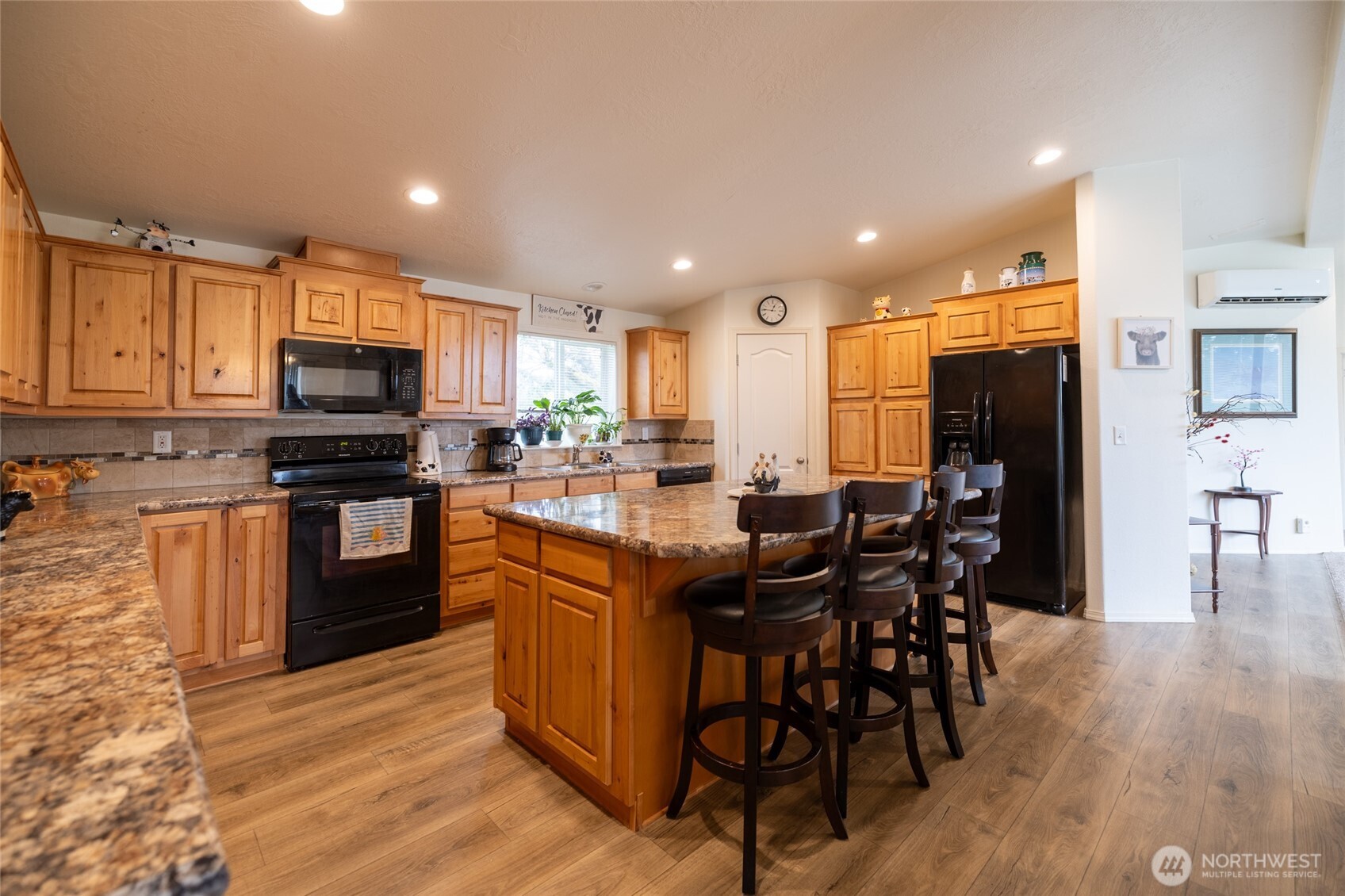 122 Doty Street Property Photo 15