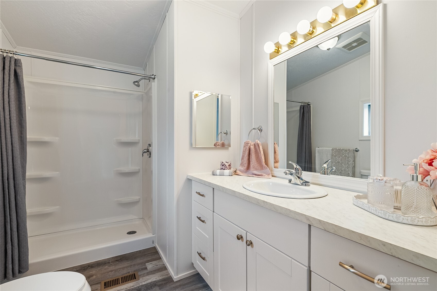 2350 Douglas Road 39 Property Photo 21