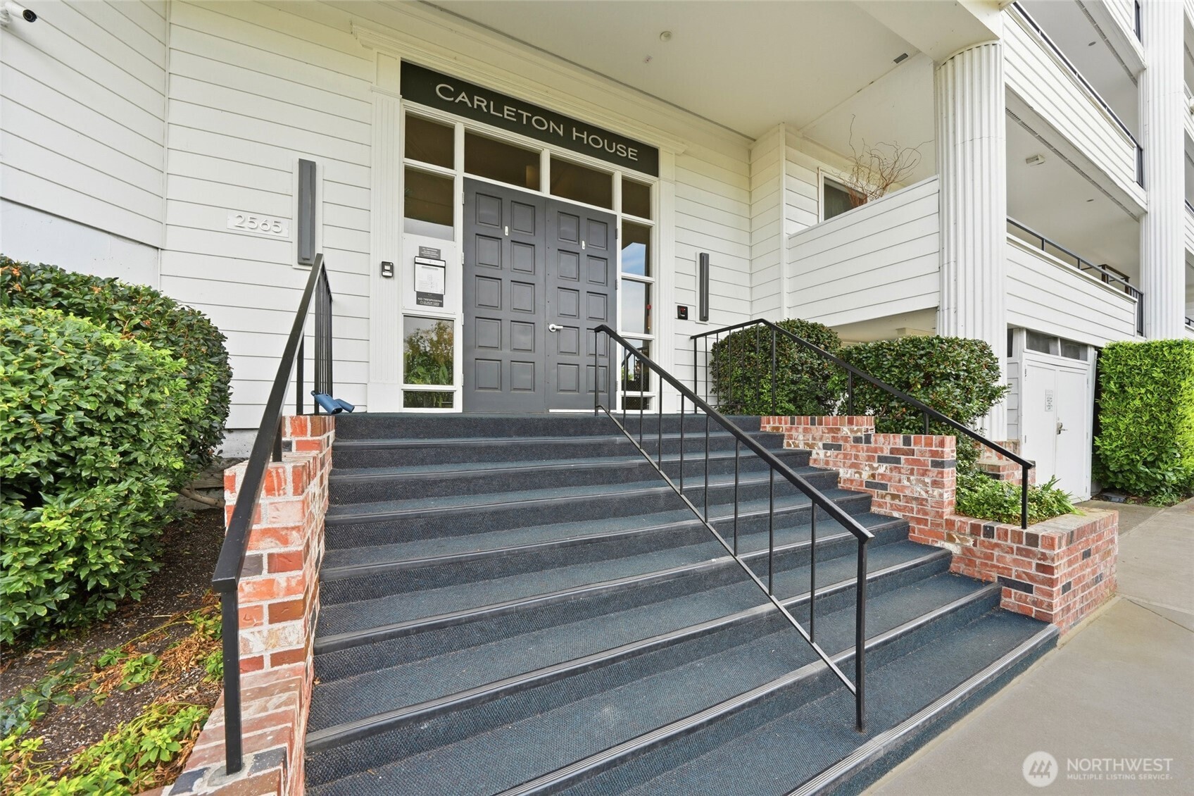 2565 Dexter Avenue 103 Property Photo 6
