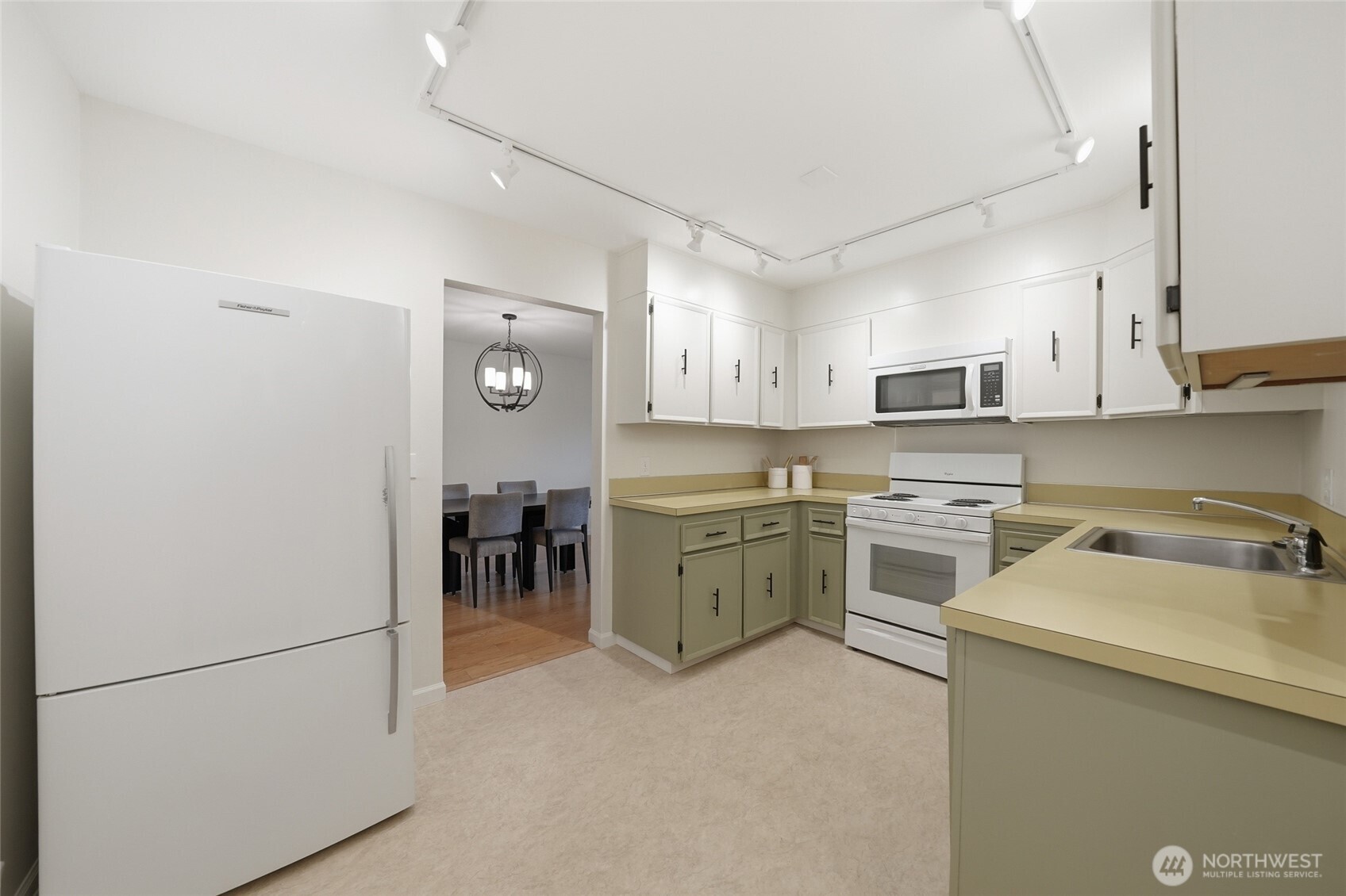 2565 Dexter Avenue 103 Property Photo 12