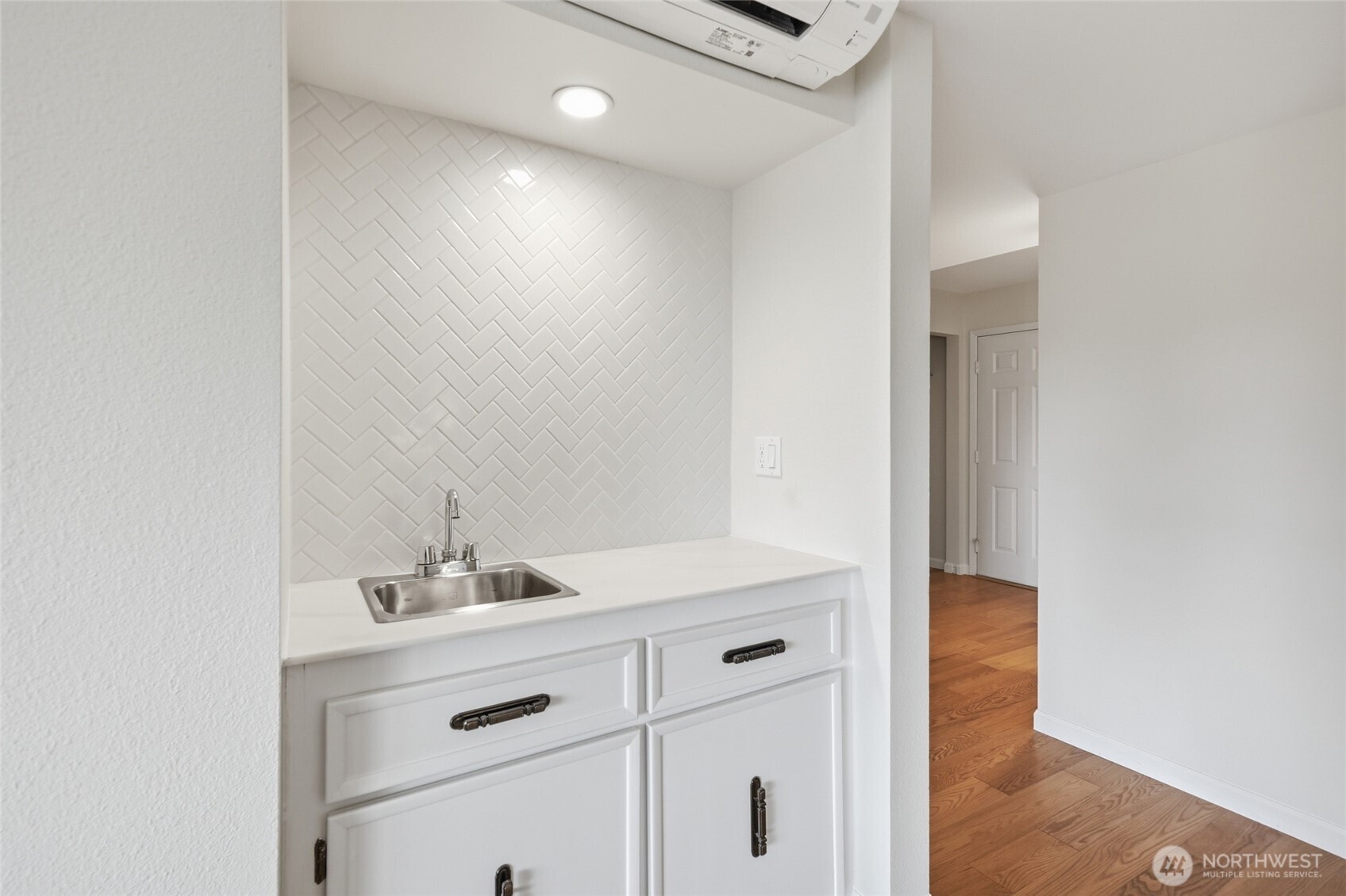 2565 Dexter Avenue 103 Property Photo 15