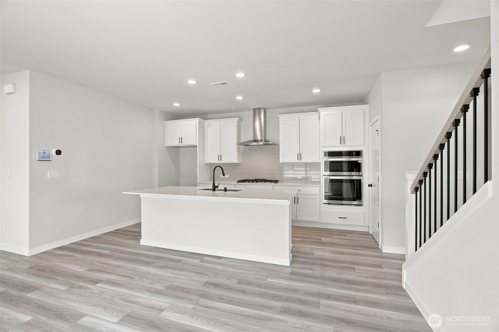 2118 Plumridge Court Property Photo 14