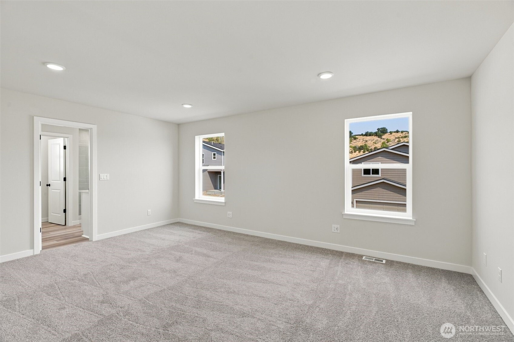 2118 Plumridge Court Property Photo 25