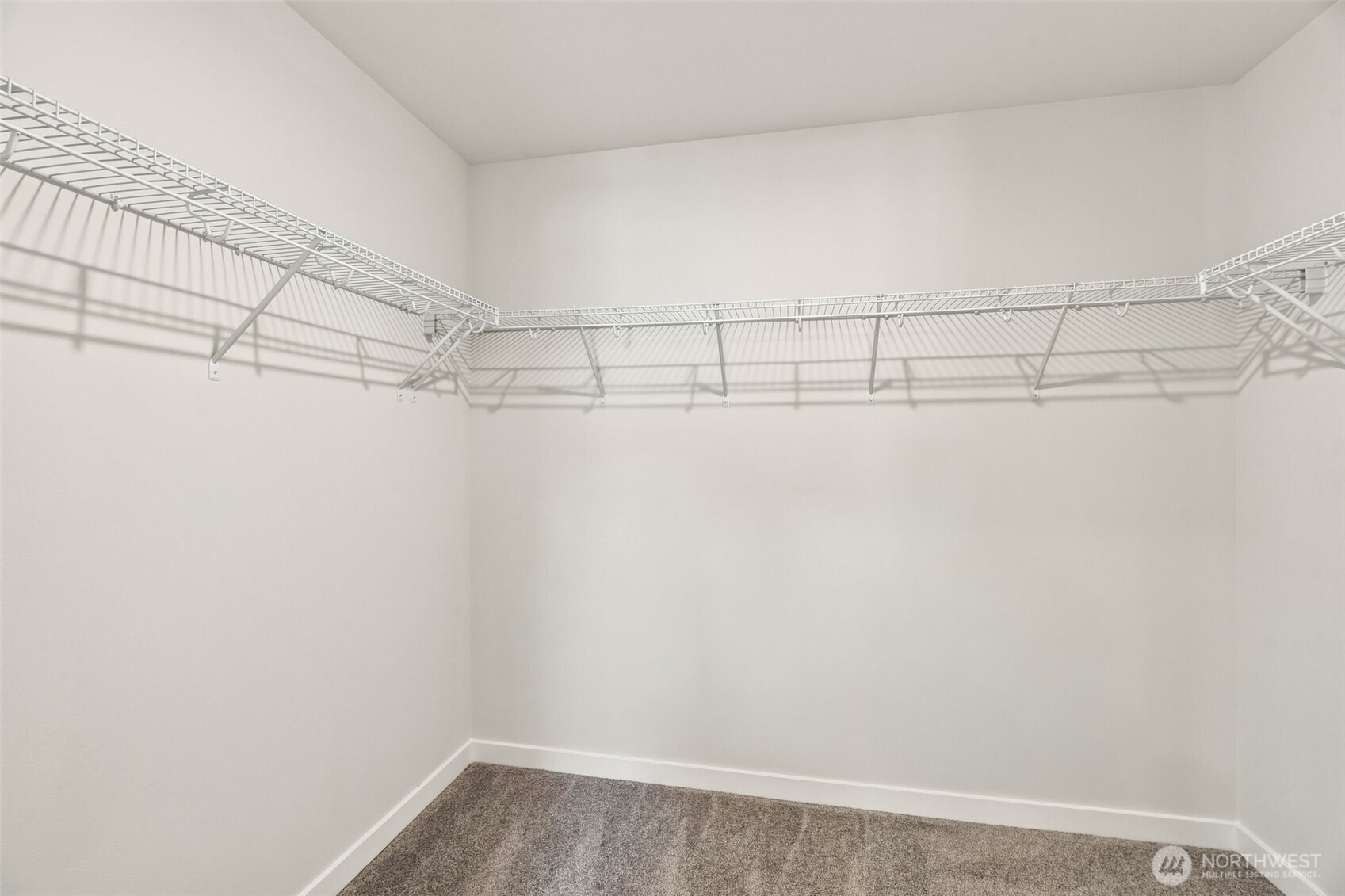 2118 Plumridge Court Property Photo 29