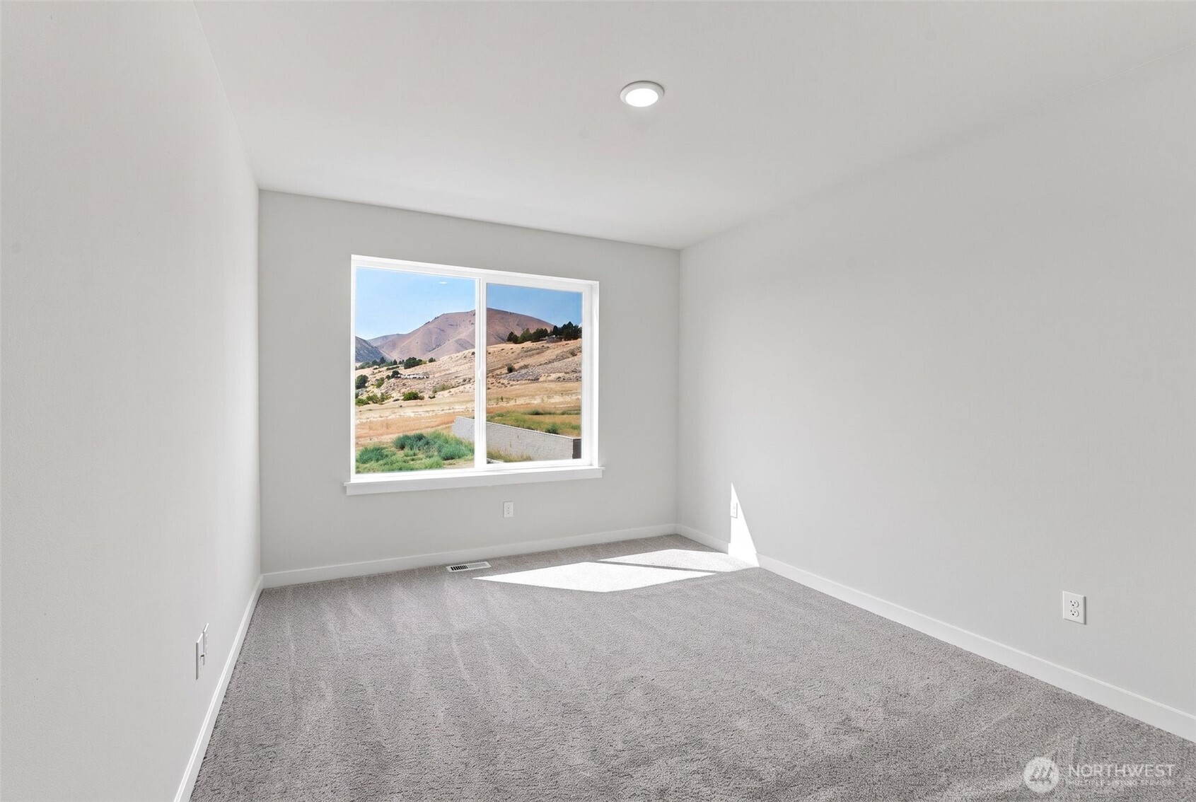 2118 Plumridge Court Property Photo 31