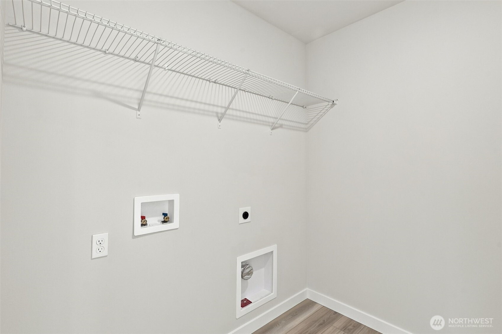 2118 Plumridge Court Property Photo 35