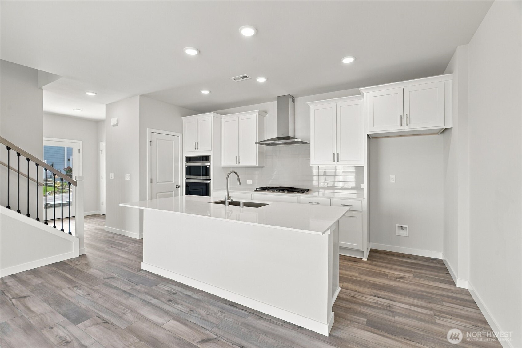 2125 Maple Street Property Photo 14