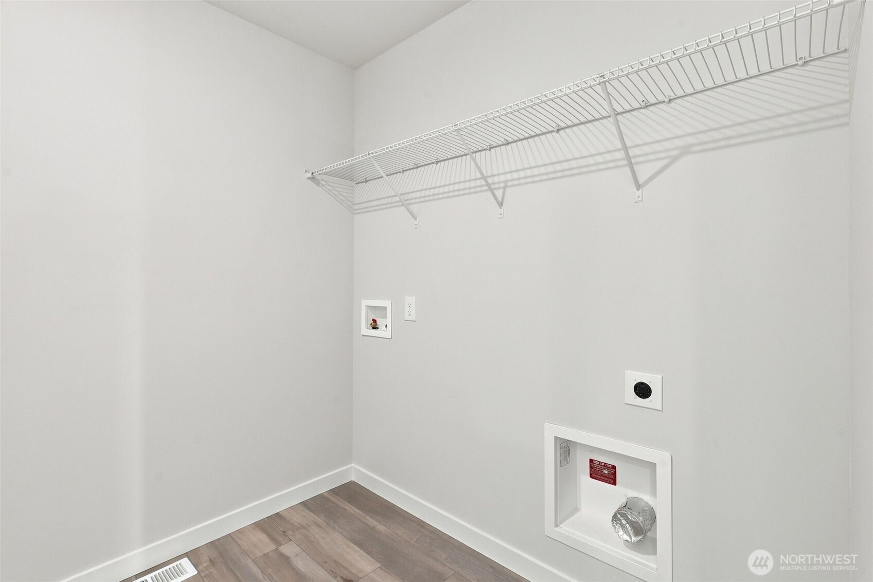 2125 Maple Street Property Photo 32