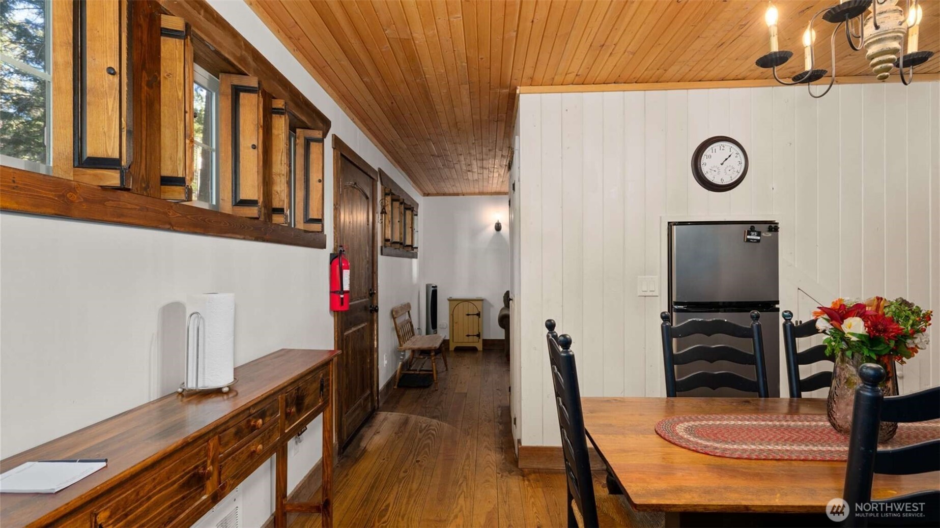 21404 Stirrup Road Property Photo 7