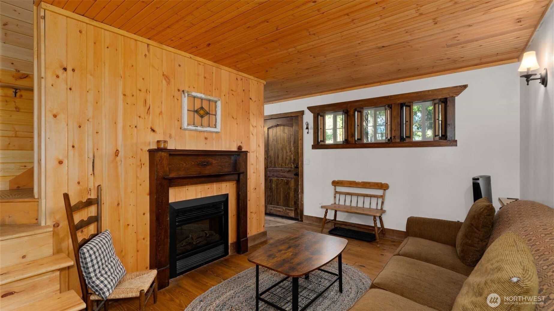 21404 Stirrup Road Property Photo 8