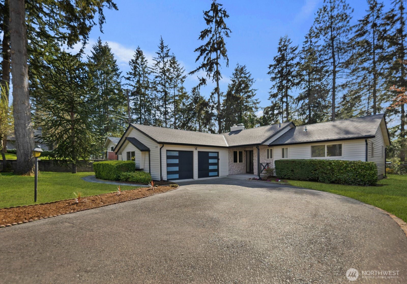 8110 68th Avenue Property Photo 1