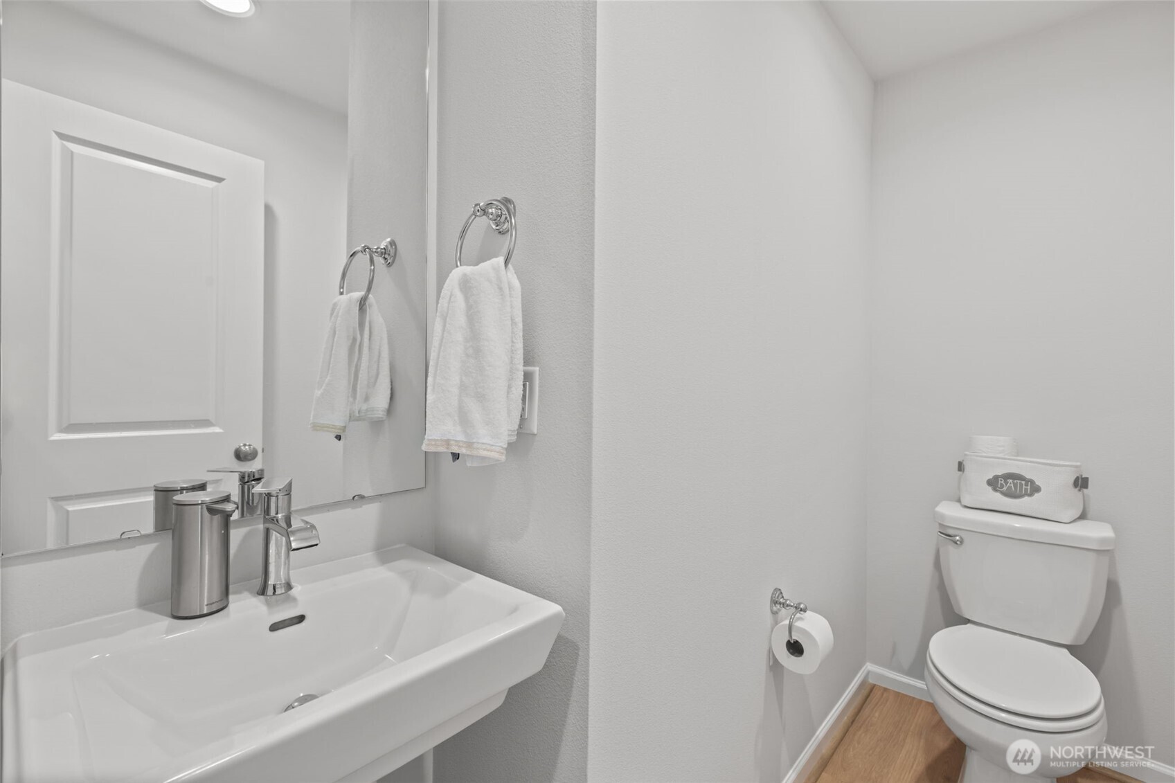 8226 S 132nd Street Property Photo 8