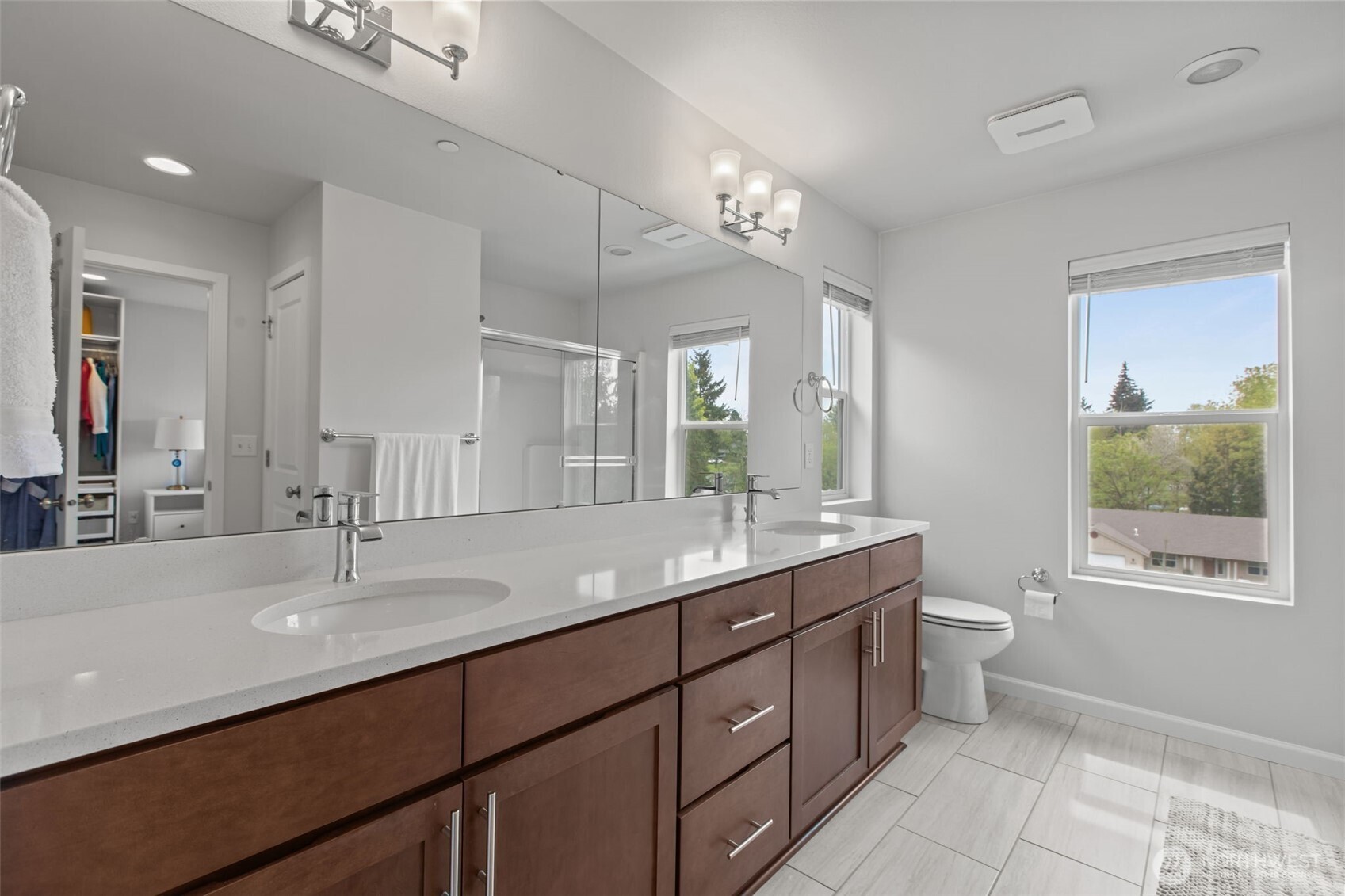 8226 S 132nd Street Property Photo 10