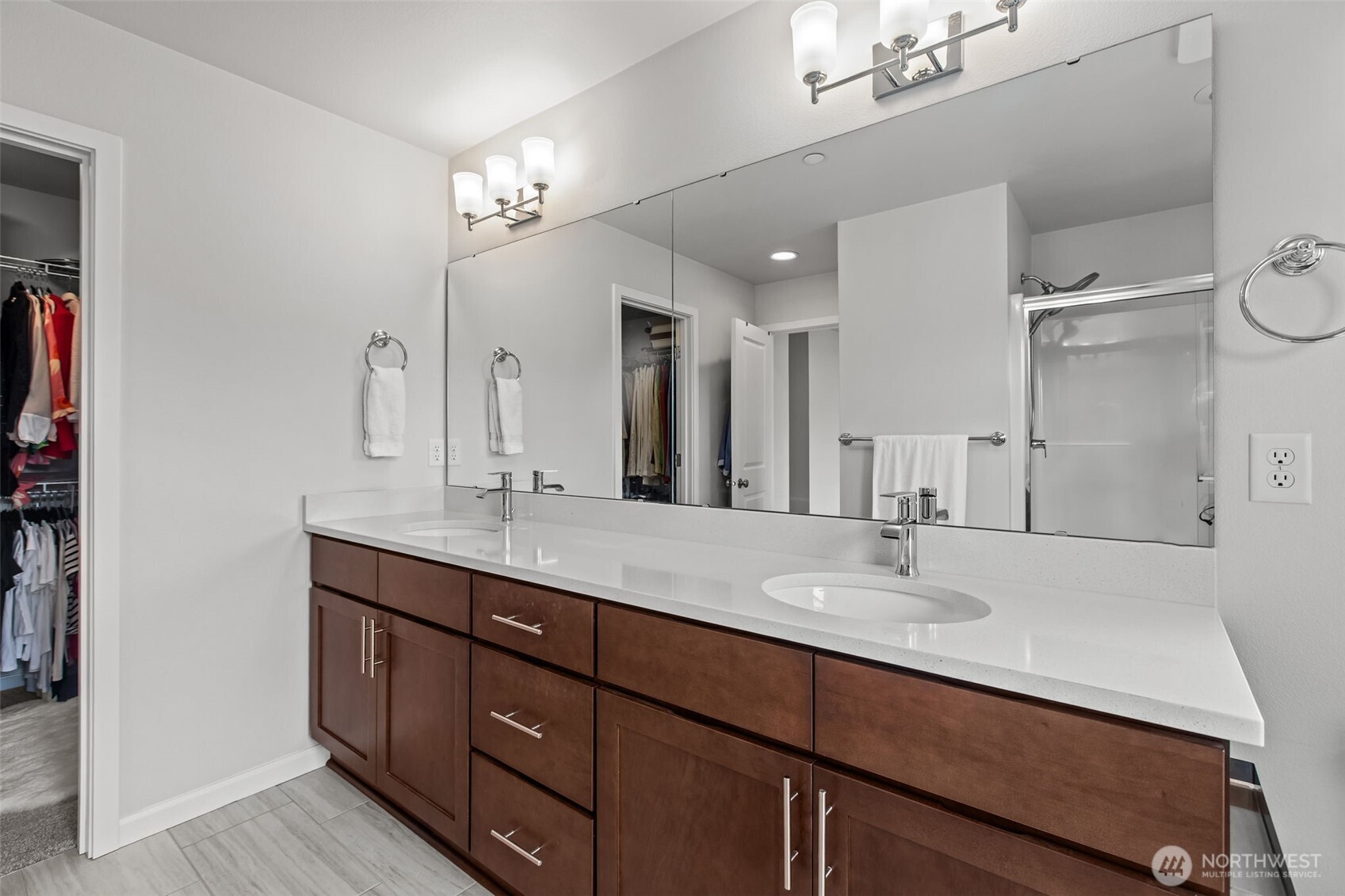 8226 S 132nd Street Property Photo 11