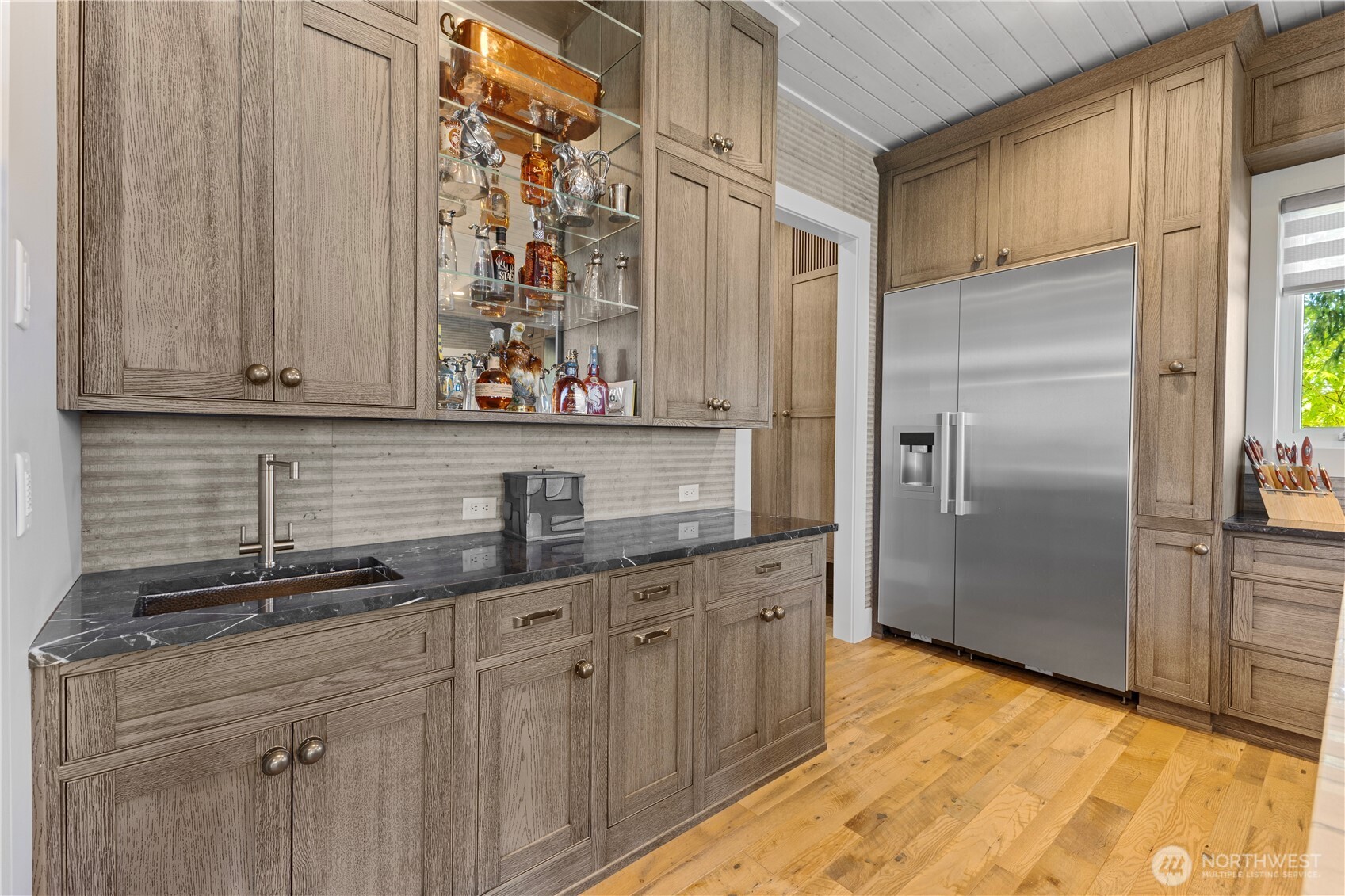 16002 Lawrence Place Property Photo 14
